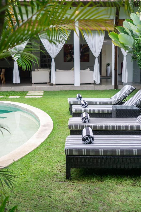 Villa Alice Seminyak Esterno foto