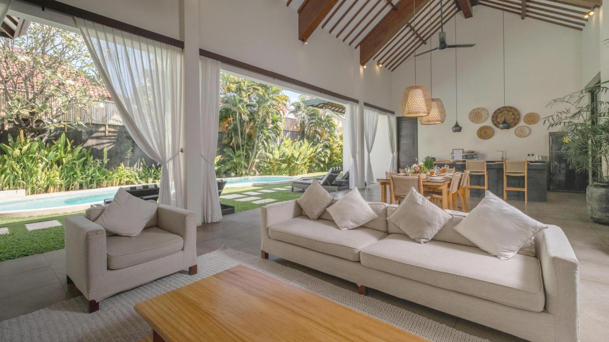 Villa Alice Seminyak Esterno foto